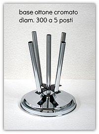 art.293 Base diam. 300 ottone cromato a 5 posti per aste diam. 22 mm.JPG